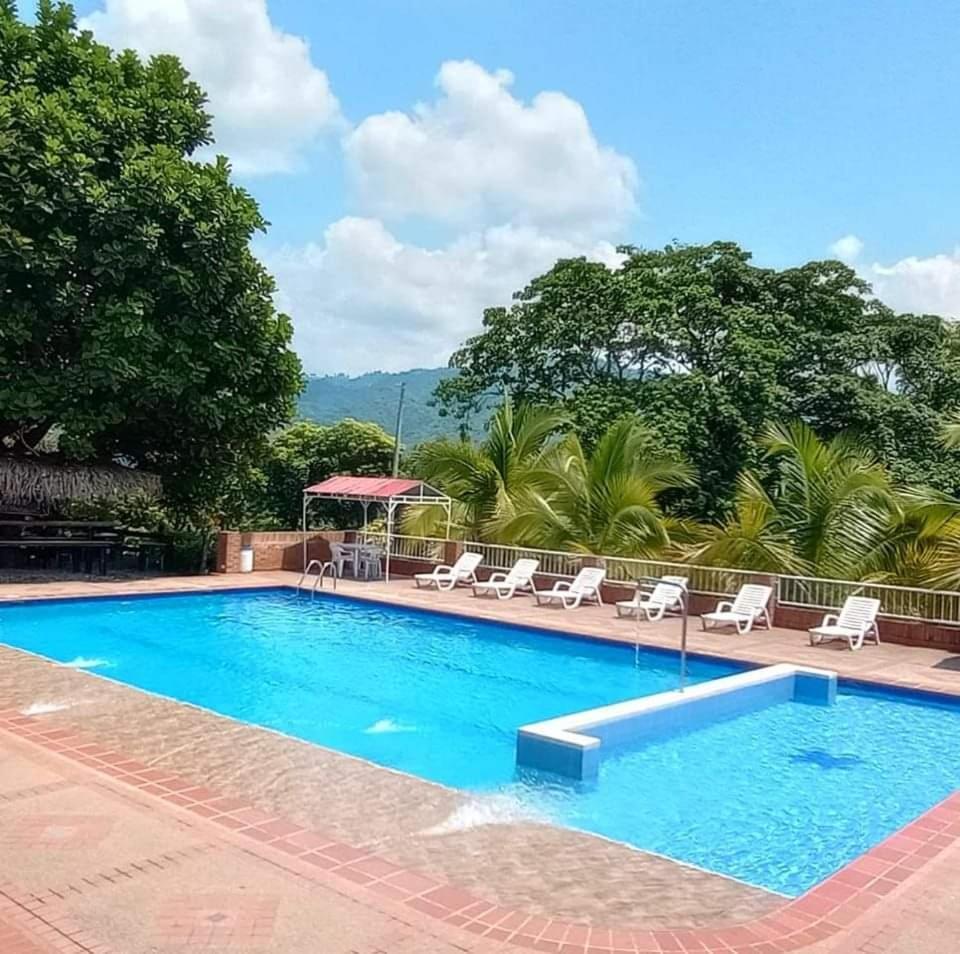 Loma Linda Hotel De Naturaleza Ла-Меса Екстер'єр фото